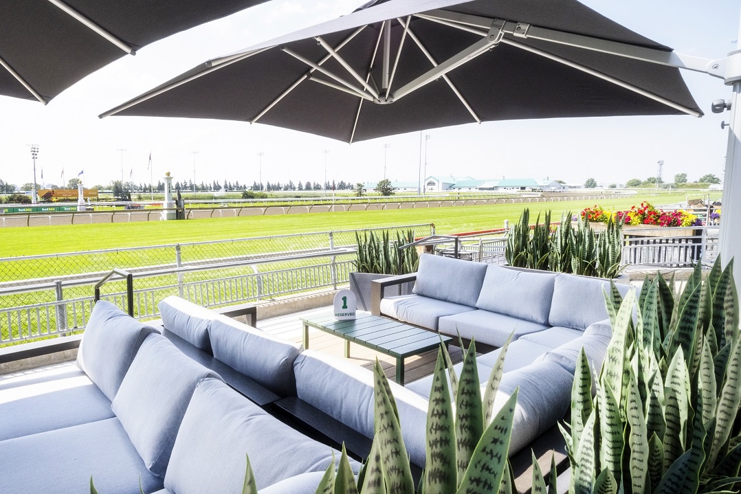 Host Your Event at Homestretch Bar and Suite at Woodbine Racetrack
